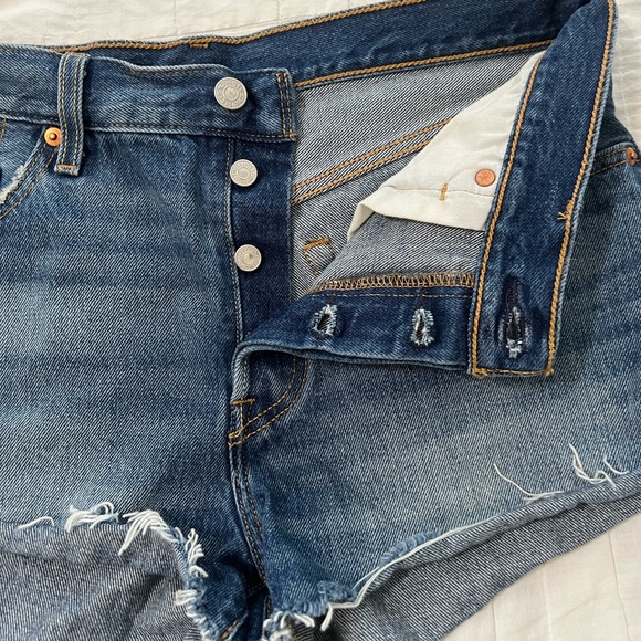 LEVIS 501 LOT OF 3 mid rise jean shorts size 29W - Picture 4 of 12